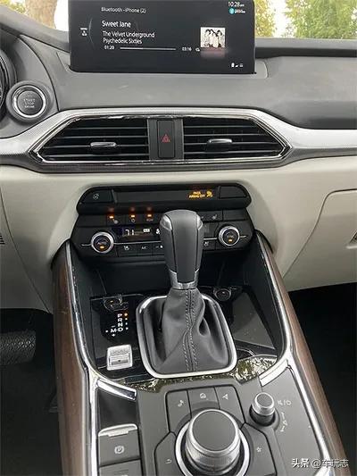 2023款马自达CX-9 Signature AWD：高级版本