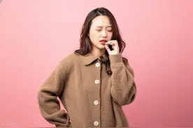 口腔溃疡就是上火？长时间不愈赶紧找医生图片