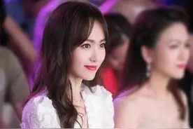 影视寒冬中，无戏可拍的明星们：有的跑去带货，有的转行送外卖图片