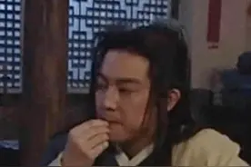 男生的秋裤上，为什么会有一个小洞洞？肯定是尿尿用的？图片