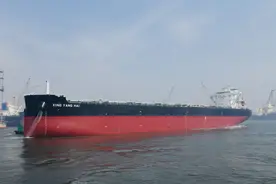 新一代85,000DWT散货船图片