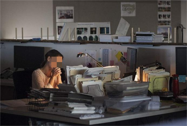 北京一女子遭歹徒劫色，全程不反抗，反而还主动帮男子带上安全套