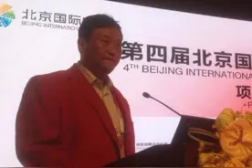 悲痛！45岁导演李明航去世，ICU里抢救一个半月，家里儿子才三岁图片