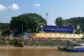 湄公河水域唱响《我的中国心》 执法队员们“破防”了图片