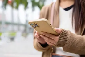 原来手机相册自带拼图功能，1分钟教你学会，现在知道还不晚图片