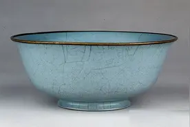 马未都：这件汝窑天青釉碗，是大维德基金会的珍藏，估价8500万图片