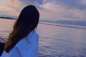 我每月补贴4000给儿子媳妇请保姆，没想到媳妇把保姆换成了她亲妈图片