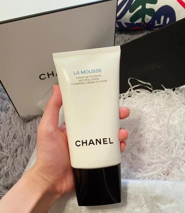 油皮最爱的洗面奶盘点：从平价到贵妇，总有一款适合你