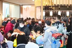 栽了？重庆某央企斥巨资打造江景豪宅，不料无人问津，进退两难图片