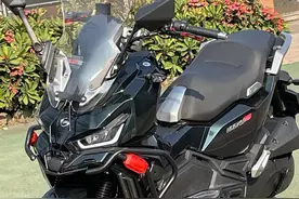 油箱15.2升，最大功率10.8KW，三阳-哈士奇150图片