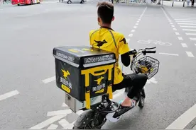 超时、差评不再扣钱，美团新规则会对骑手更友好吗？图片