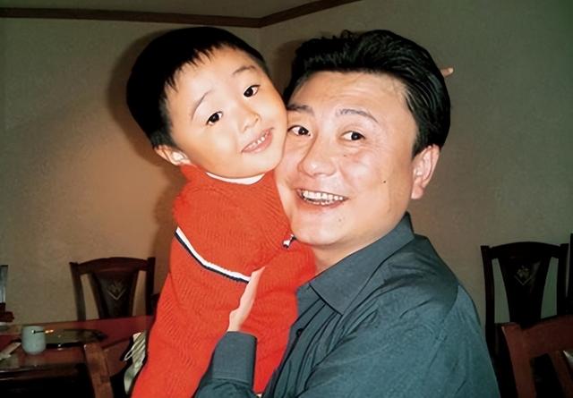 央视主播王宁:和"金龟子"刘纯燕恩爱34年,风光背后也故意酸