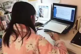 苦读本科四年，却沦为“家里蹲”，父母感叹不如不供他上大学了图片