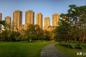 自己去售楼部买房，跟通过中介公司买房，究竟有什么不一样？图片