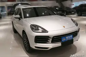 选配还要算进二手车价吗？卡宴新车才91万，开了两年还能卖100万图片