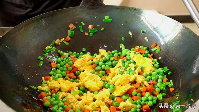 鑰佽瘽锛氬鍚冭眴锛岃儨杩囪倝锛佸缓璁鍚?绉嶈眴锛屼綆鐑噺楂樿泲鐧斤紝鍒笉鎳傚悆