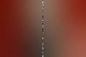 婷婷玉立俏婵娟，甜歌悦耳灿笑颜貌美如花彩蝶恋，珠光宝气画中仙图片