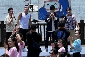 周杰伦来福建了，和刘畊宏首次合跳《本草纲目》！图片