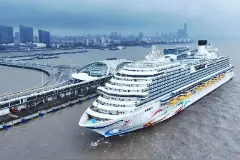 国产首艘大型邮轮“爱达・魔都号”今日正式启航，4930元 / 人起图片
