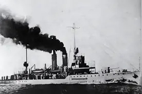 长江号！毛主席第一次视察海军乘坐的军舰，也是唯一一次乘坐军舰图片