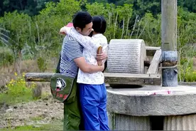 男知青返城前搂住女友：等我。然而这一等就是18年，女友差点丧命图片