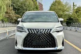 雷克萨斯LM300一年成交价暴跌100万，如今只加价70万销量还是大跌图片