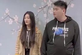 离婚仅4天：陈亚男与朱小伟，再婚的难易程度一眼就看出来了图片