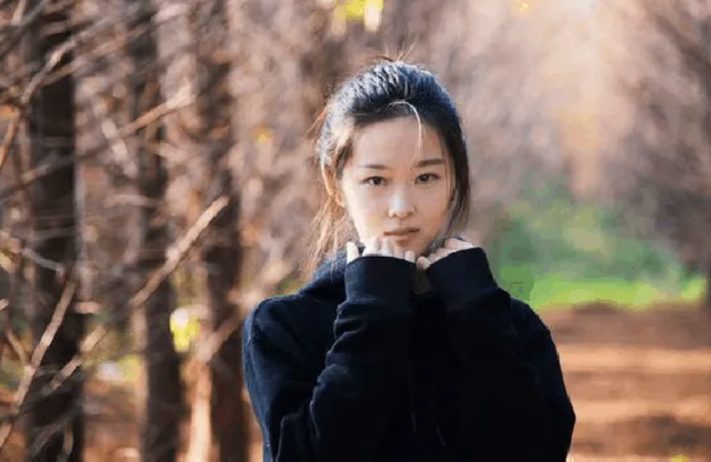 女人有这些表现，其实就是在拒绝你，别自作多情