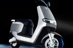 新推出两款高配置电动车，车型时尚，动力足，续航200公里图片