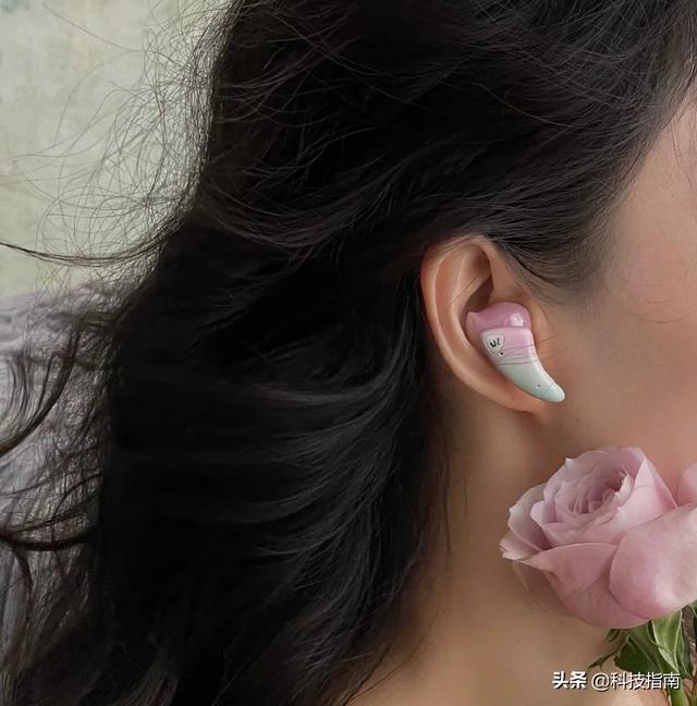 耳机一个响一个不响怎么办蓝牙耳机（蓝牙耳机只有一个有声音惹人恼）