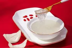 女生五个黄金时期，一定要坚持食用燕窝图片