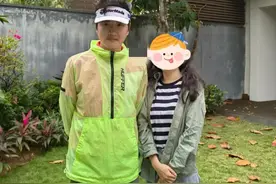 孙楠被偶遇在三亚过年，坚持出门跑步好自律，瘦成瓜子脸没双下巴图片