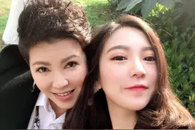 8位“青歌赛”通俗唱法获奖歌手：一首歌吃一辈子，人生一言难尽图片