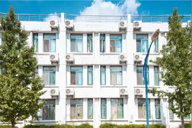 江苏这所大学：配备复合观景房，出门地铁直达4A景区！网友：别人的大学！图片