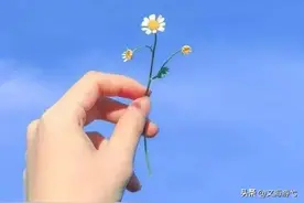 鲁迅《故乡》：生活的枷锁套住了闰土，最终将他拖入了世俗的洪流图片