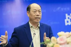 碧桂园杨老板退休是个好消息图片