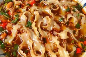 天气炎热，推荐6种夏天拌面，好吃下饭开胃解馋，让你爱上吃面条图片