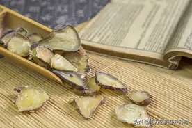 服用含生附子的中药时，一定要当心生附子（乌头碱）中毒图片