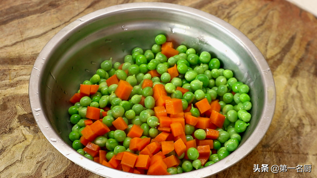 鑰佽瘽锛氬鍚冭眴锛岃儨杩囪倝锛佸缓璁鍚?绉嶈眴锛屼綆鐑噺楂樿泲鐧斤紝鍒笉鎳傚悆