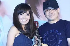 被刀郎养了十年，从服务员一路逆袭春晚舞台，云朵究竟有何能耐？图片