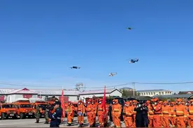 鄂温克旗红花尔基地区开展“预防火灾、珍爱生命、守护北疆”启动仪式图片