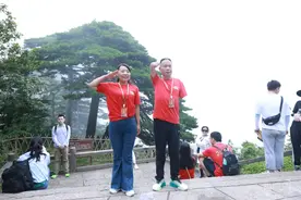 致敬“最可爱的人”丨断臂军人王俊景的“艰难爱情”图片