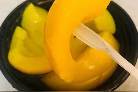 网友：真有人信黄桃罐头能治病？我想要的是快乐好吗图片