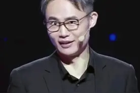 靠辩论起家，成名后抛弃前妻、私生活混乱，他的结局罪有应得图片