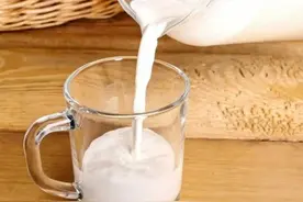 这些“假牛奶”已被拉黑名单，别再当宝给孩子喝，很多人不知道！图片