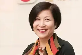 突发！TVB高层迎来大变动，曾励珍升职为执行董事，年薪高达450万图片