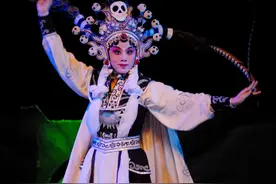《西游记》中的白骨夫人是谁的夫人？图片