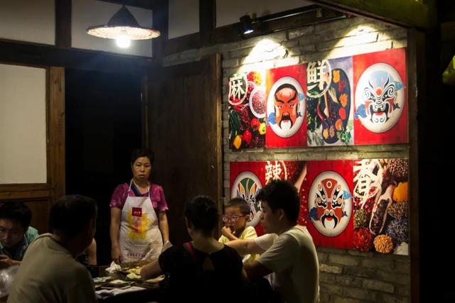 成都餐饮，又从“鬼门关”走了一趟……