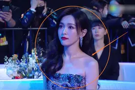 芭莎这一夜，娱乐圈的人情世故，江湖地位，都被体现得淋漓尽致图片