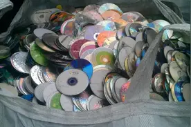 看似没用的DVD光盘，却有人在积极回收，有何“商业价值”？图片